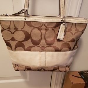 AUTHENTIC COACH F13548 Jacquard Handbag Beige/Whit